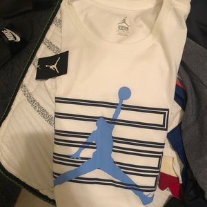 2XL Nike / Jordan tees